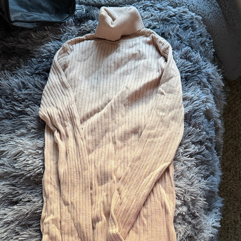 Women's Ribbed Turtleneck Sweater - Cream